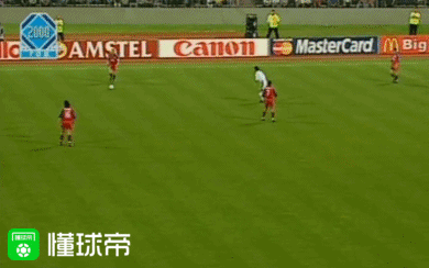 99/00欧冠皇马总比分3-2拜仁晋级决赛，阿内尔卡一剑封喉