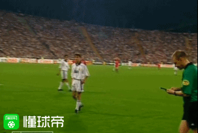 99/00欧冠皇马总比分3-2拜仁晋级决赛，阿内尔卡一剑封喉
