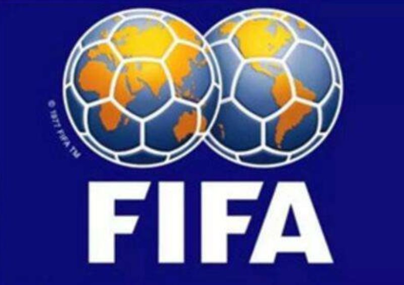 足球比赛允许换几次人(FIFA：足球比赛换人名额增至5人，每队有3次机会)