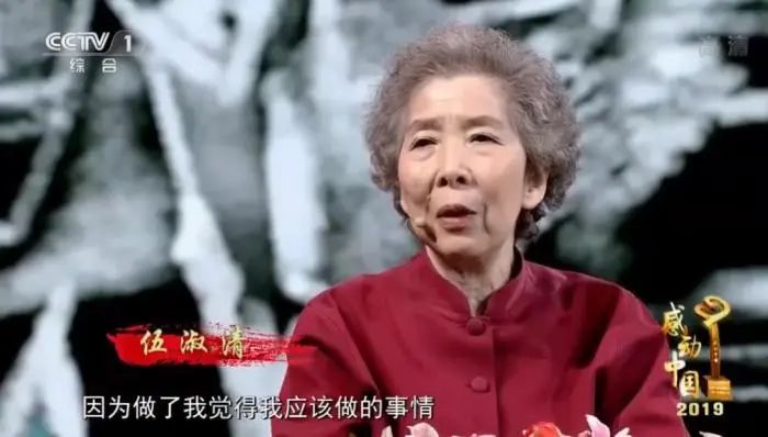 为什么说世界杯女排提前夺冠(中国女排喊出5个字秒上热搜，网友回她们4个字)