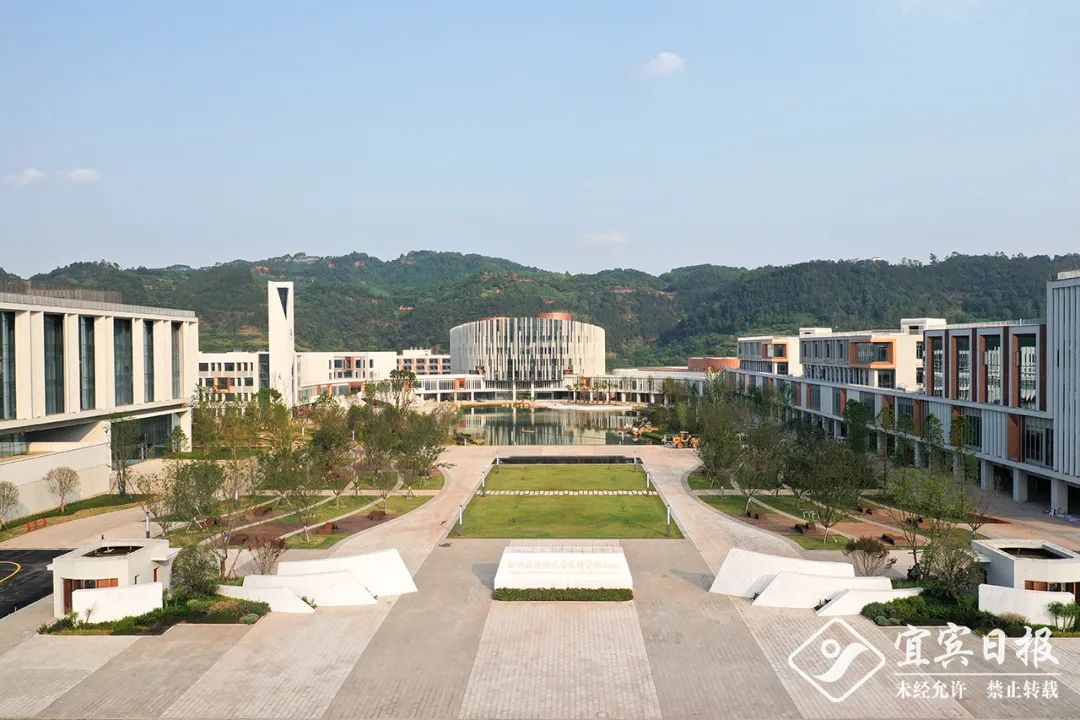 最新进展！四川外国语大学成都学院宜宾校区修成这样了