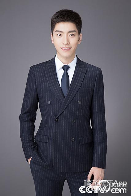 能说会道的哥哥了解下！高学历男神主持撞脸陈晓玄彬，该pick谁？