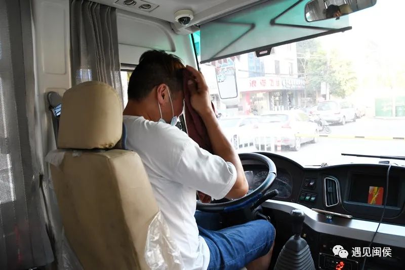 地面温度＞ 40 ℃！致敬闽侯公交人的“日常”