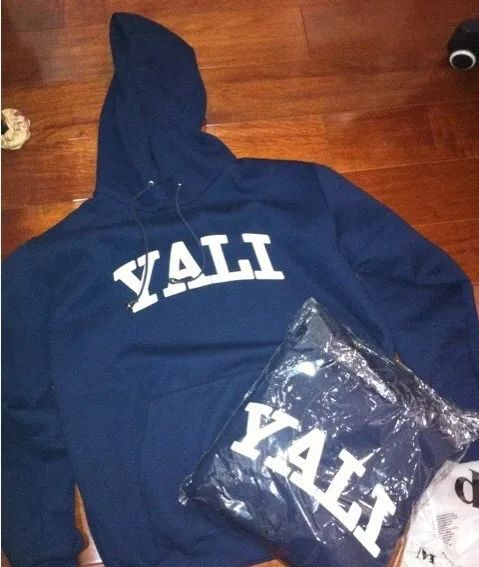 为什么长沙遍地都是穿校服的人？