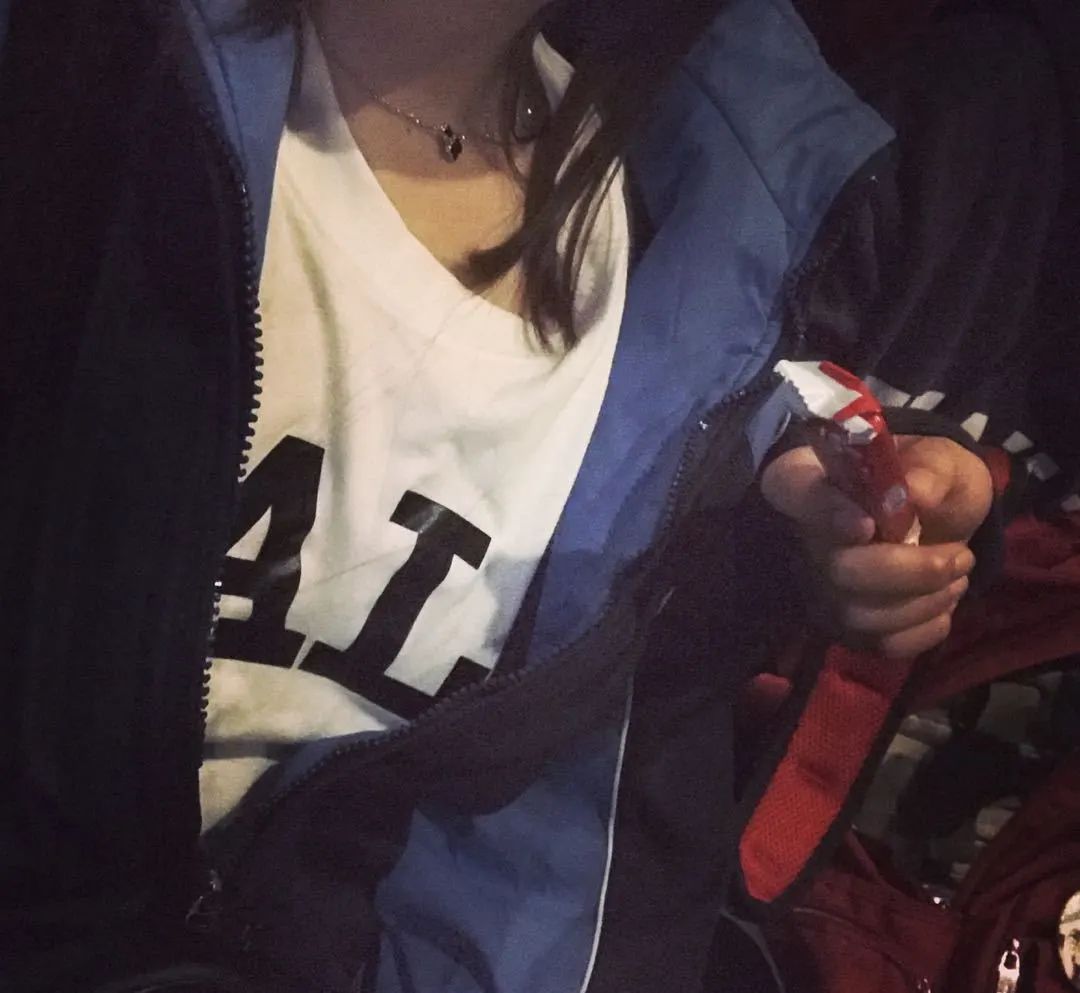 为什么长沙遍地都是穿校服的人？