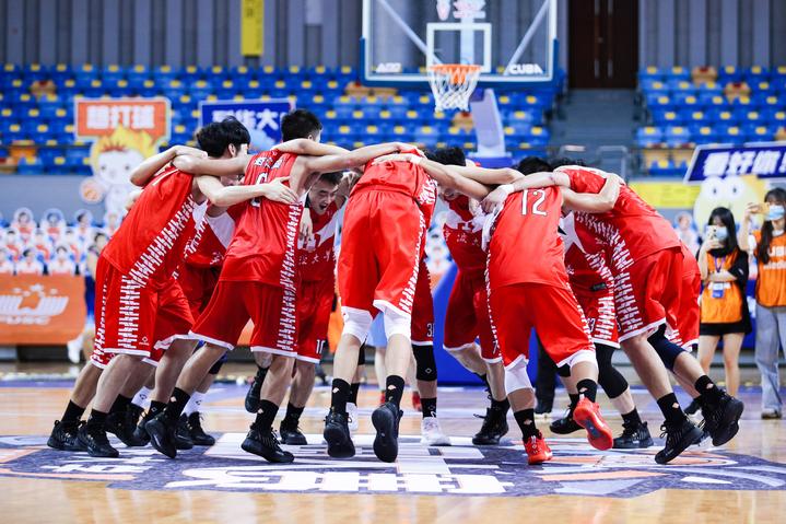 吴星锐为什么没被cba选中(队员都招不满的宁波大学，靠什么在CUBA中掀翻北大，创下队史最佳战绩)