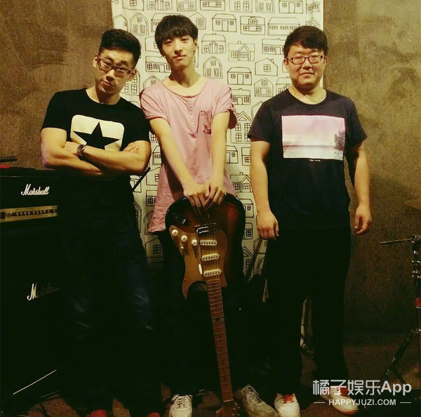 《心动3》嘉宾颜值大跌，网友直呼糖难嗑，但有这履历还相啥亲？