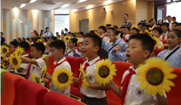 森林屋、树迷宫……养正小学落成启用 校园处处有惊喜