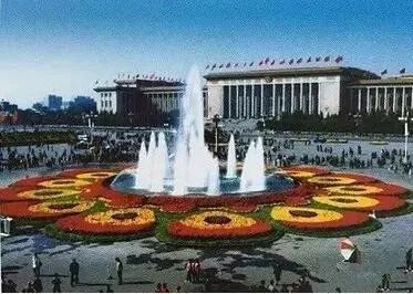 “祝福祖国”巨型花篮抢先看！天安门广场的“大花篮”曾走过这样的历程……