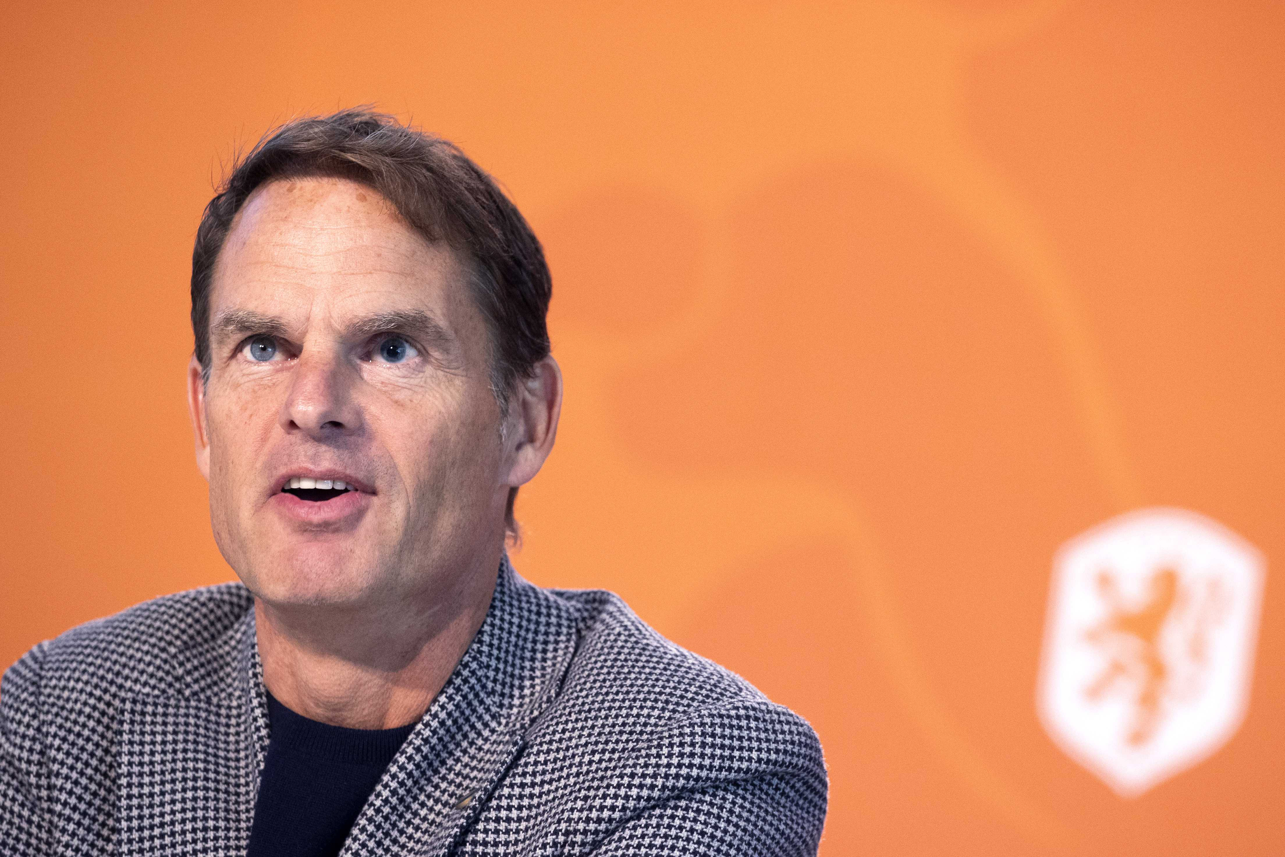 荷兰主教练(足球——弗兰克·德波尔出任荷兰队主教练)