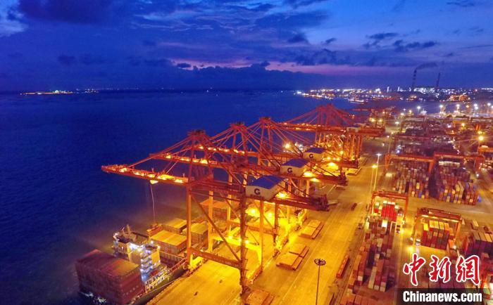 广西钦州港成为西部农产品出口“黄金港”