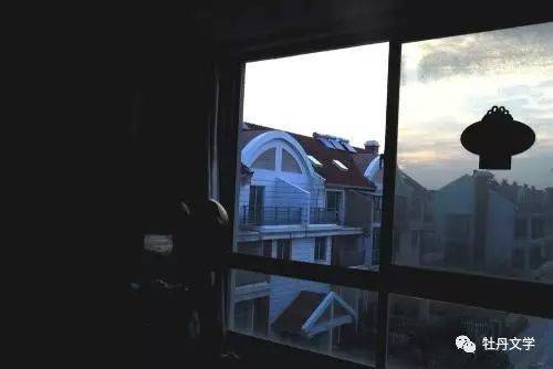 刘丽｜空（散文）