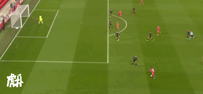 欧冠：琼斯破门+中柱，利物浦1-0阿贾克斯小组头名出线