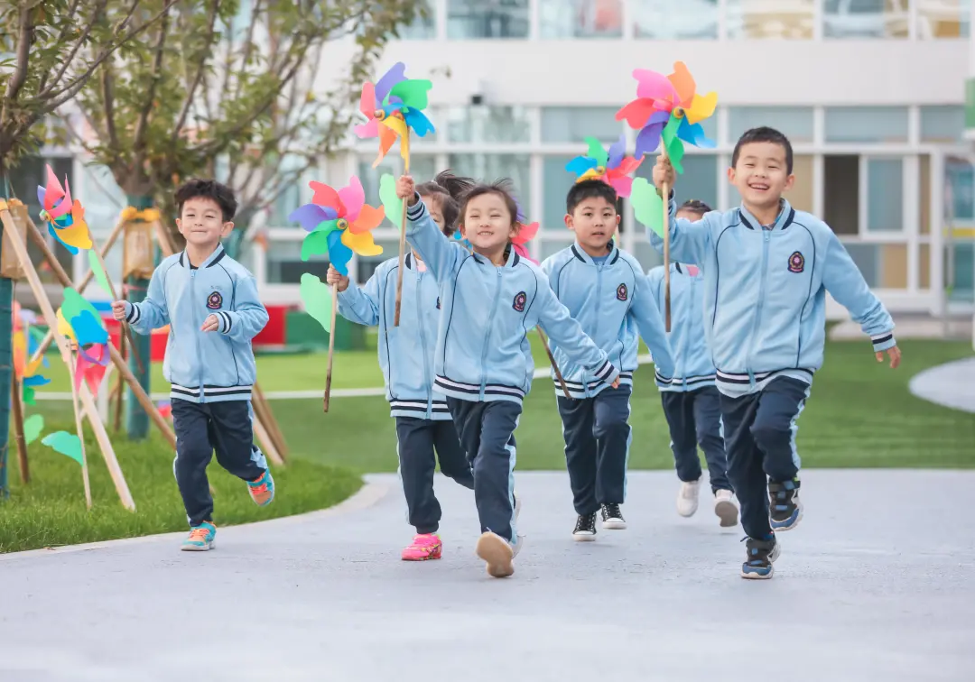 西安小学招聘（招贤纳士）