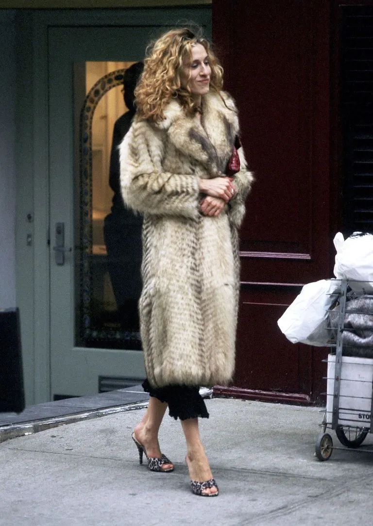 90年代的“带货王”，那就是《欲望都市》里的Carrie Bradshaw吧？