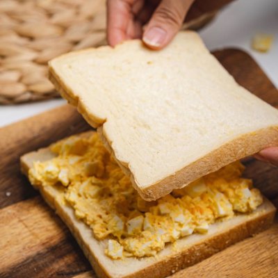 简单早餐蛋黄酱三明治比卖的还好吃，简单易做味道棒