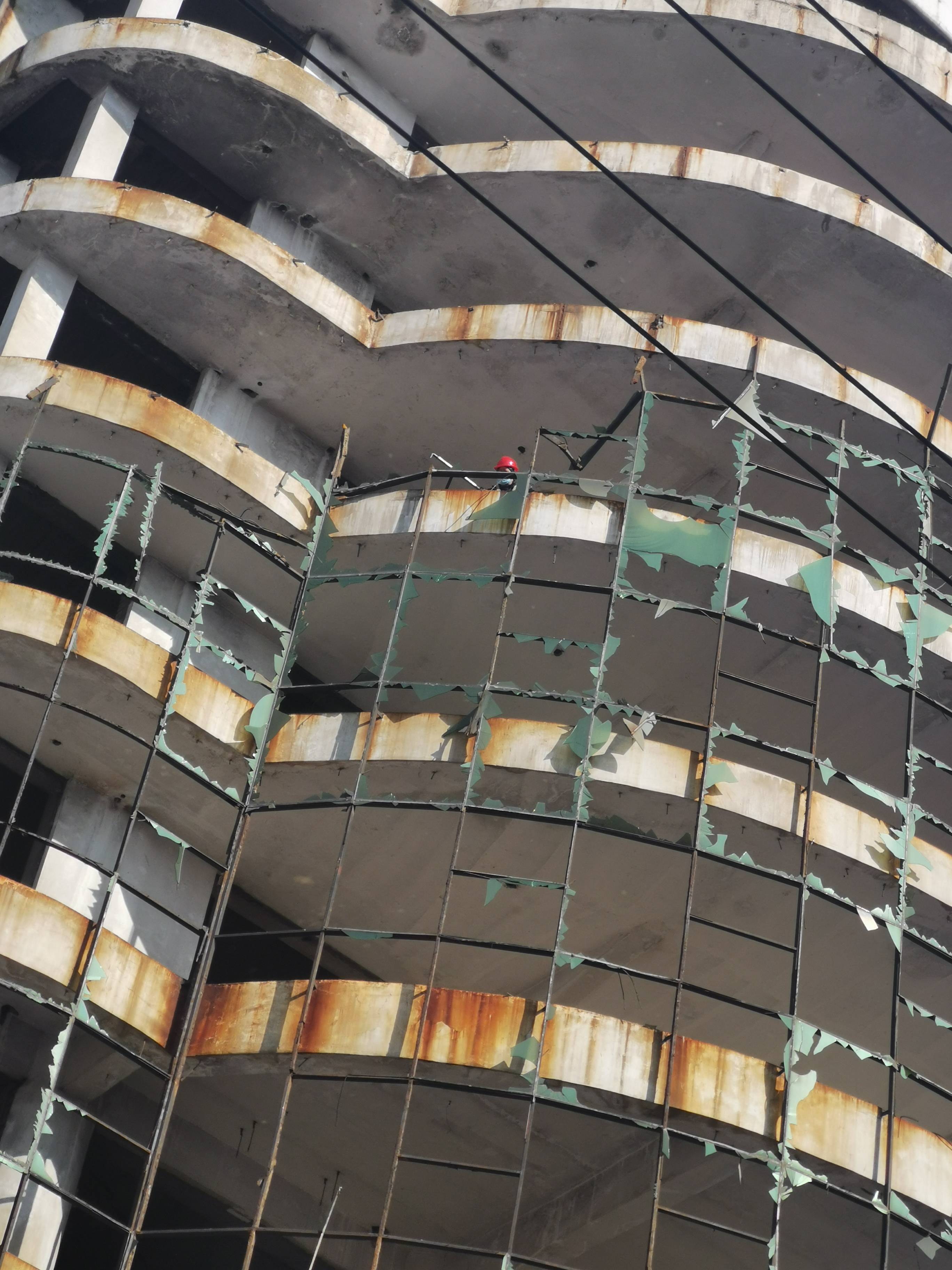 公主岭圈楼(本地资讯:多年的隐患终被清理)