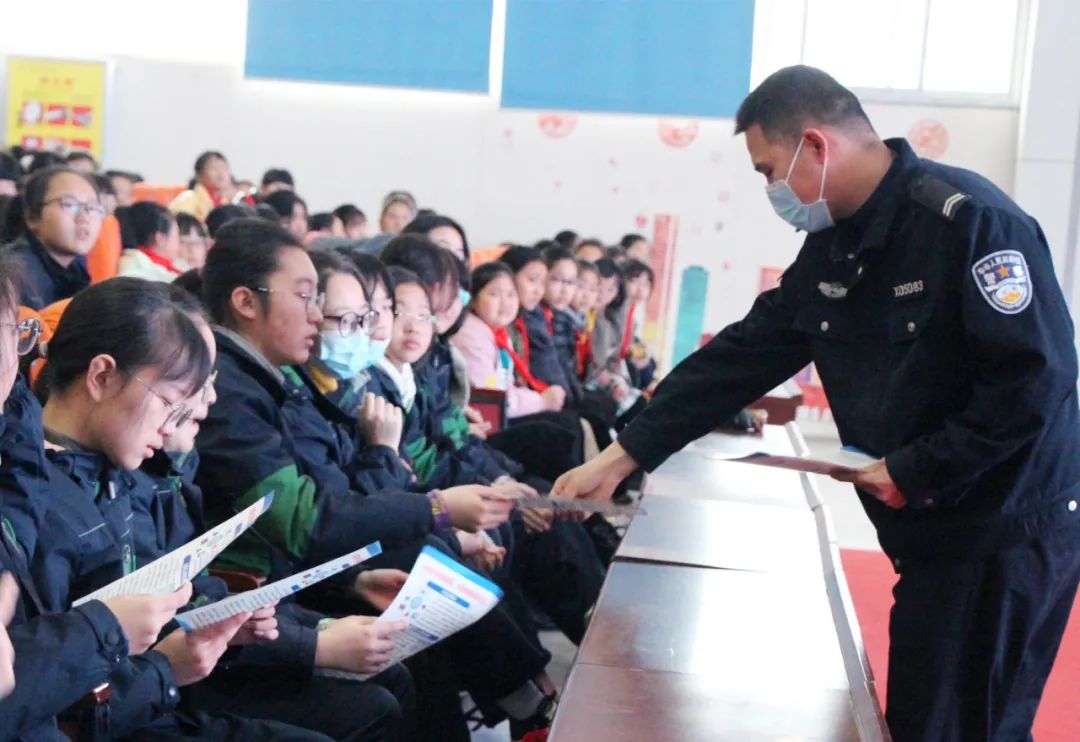 警校共育 呵护成长丨ꕥ 特别的礼物 送给少年的你 ꕥ