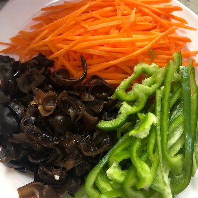 魚香肉絲的家常做法,魚香肉絲的家常做法配料