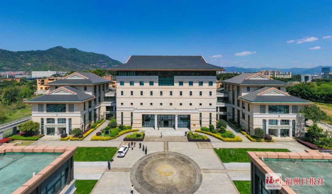 今天！《光明日报》整版关注闽江学院