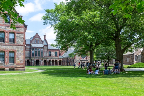 布里斯托尔大学（英国布里斯托大学近年世界排名一览）