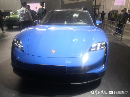 壹点探展丨豪车云集！各大豪车品牌齐亮相，记者提前带你看豪车