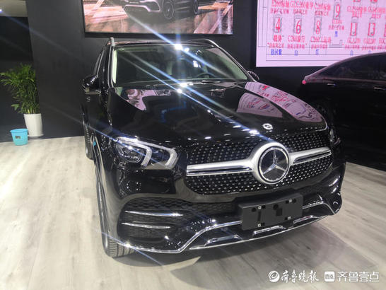 壹点探展丨豪车云集！各大豪车品牌齐亮相，记者提前带你看豪车
