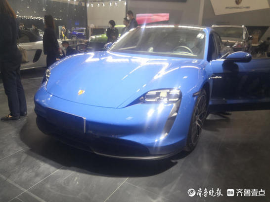 壹点探展丨豪车云集！各大豪车品牌齐亮相，记者提前带你看豪车