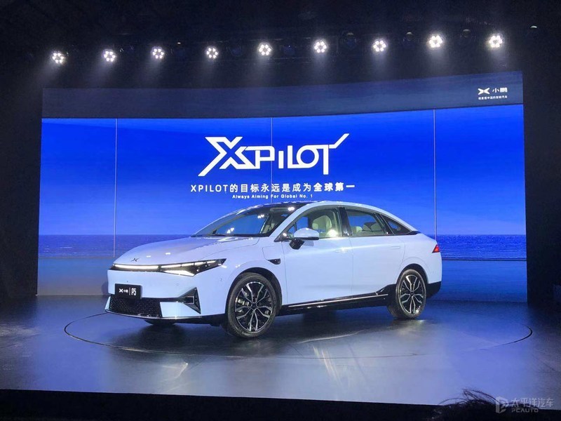 3.3秒破百/1000km续航都是小意思 上海车展十大最强电动车