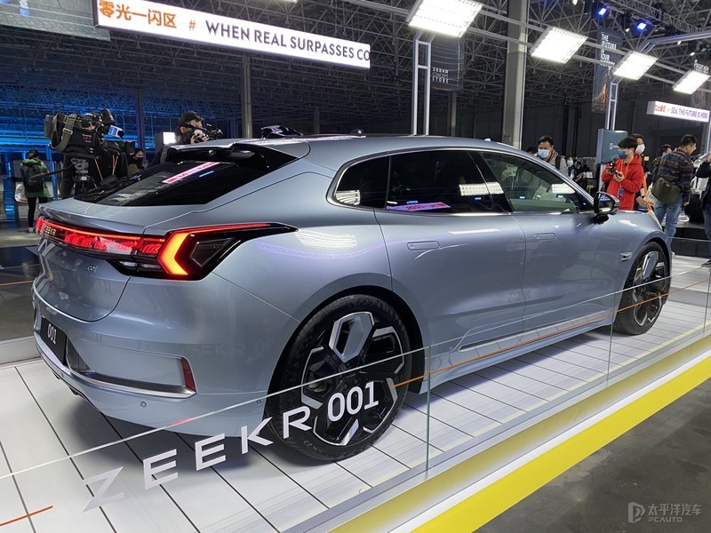 3.3秒破百/1000km续航都是小意思 上海车展十大最强电动车