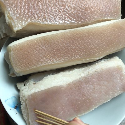梅菜扣肉怎么做,梅菜扣肉怎么做簡單又好吃