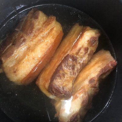 梅菜扣肉怎么做,梅菜扣肉怎么做簡單又好吃