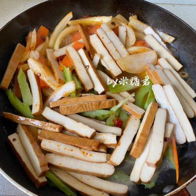 芹菜香干炒肉,芹菜香干炒肉的做法