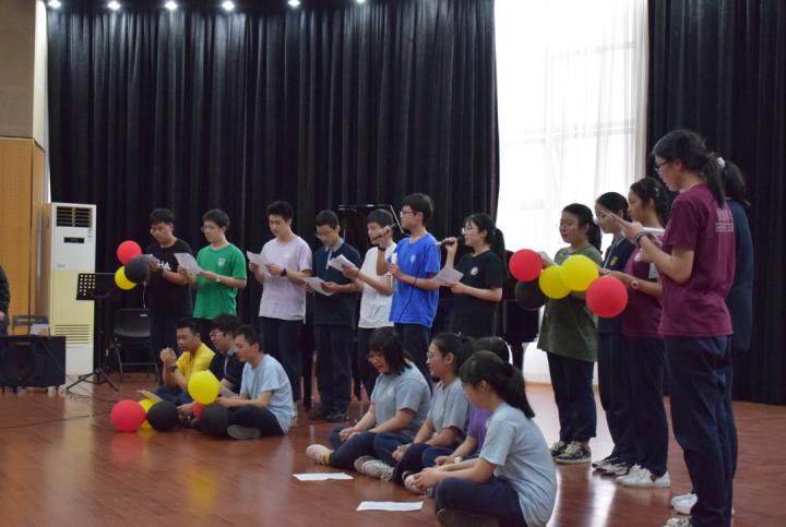 每年都有学生、家长从四面八方赶来参加，绿城育华学校德语文化周全面升级 学生沉浸式体验德国文化