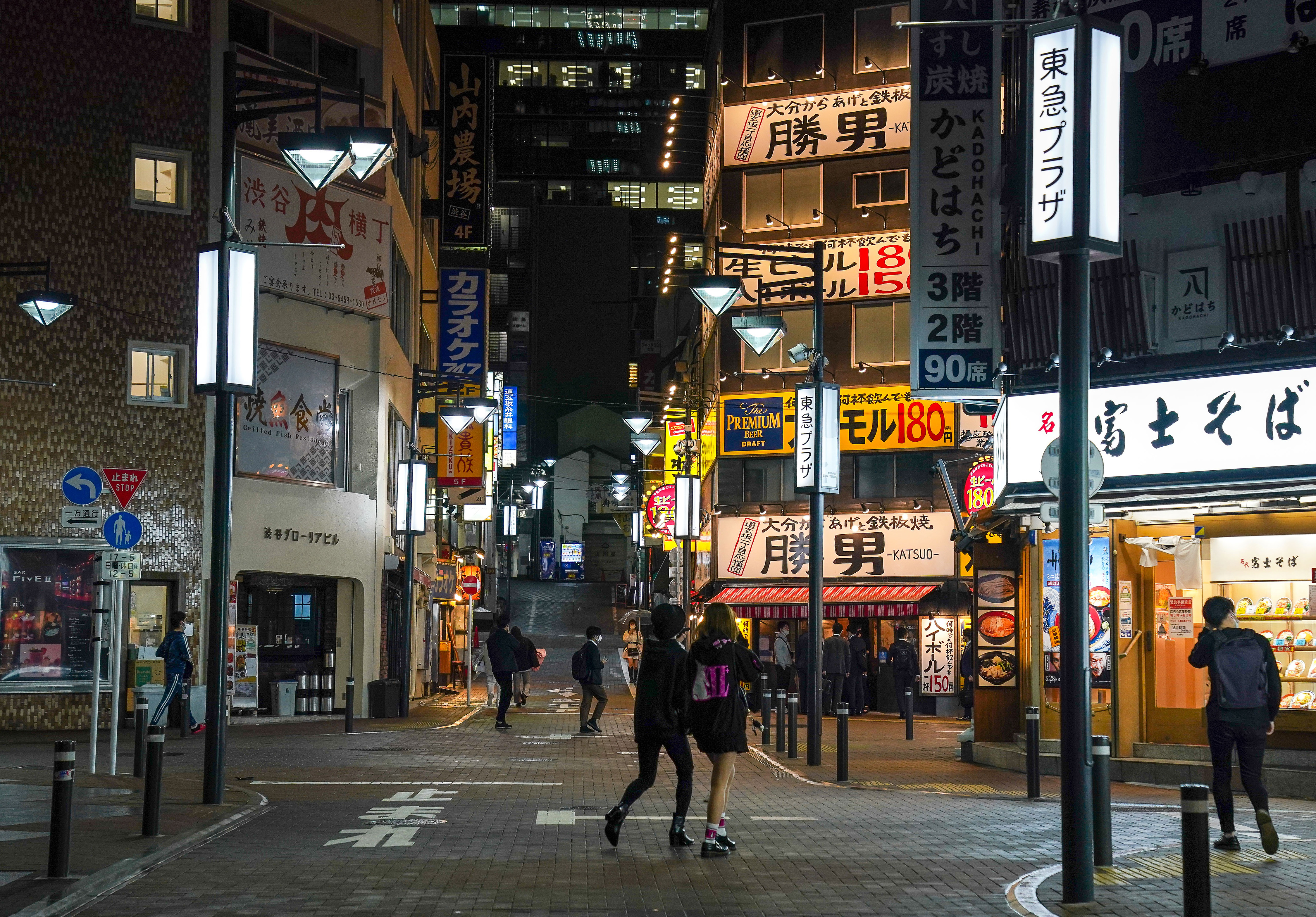 奥运会娱乐行业停业多久(东京奥运会｜东京夜店，想说歇业不容易)