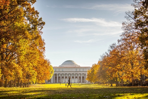 留学美国UCLA是种什么体验，有何优势？