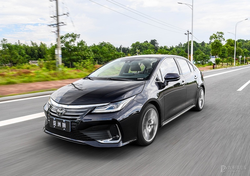 都骂中国特供车,丰田这两台中国特供车简直不要太香