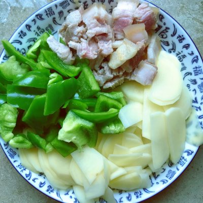 土豆絲炒肉,土豆絲炒肉怎么做