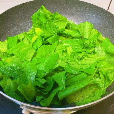小白菜豆腐汤怎么做好吃（鲜香味美的小白菜肉丸豆腐汤）