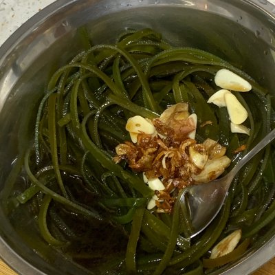 凉拌海带丝的做法过程（好吃简单的凉拌海带丝的做法）