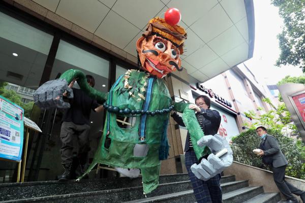 从“捡垃圾”开始，这三个上海年轻人闯出一条“创新路”……
