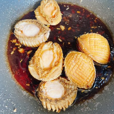 紅燒鮑魚(yú)的做法,紅燒鮑魚(yú)的做法 視頻