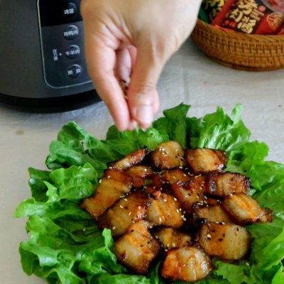 烤肉酱料蘸酱配方大全（烤究美味美味烤肉烧烤过程）