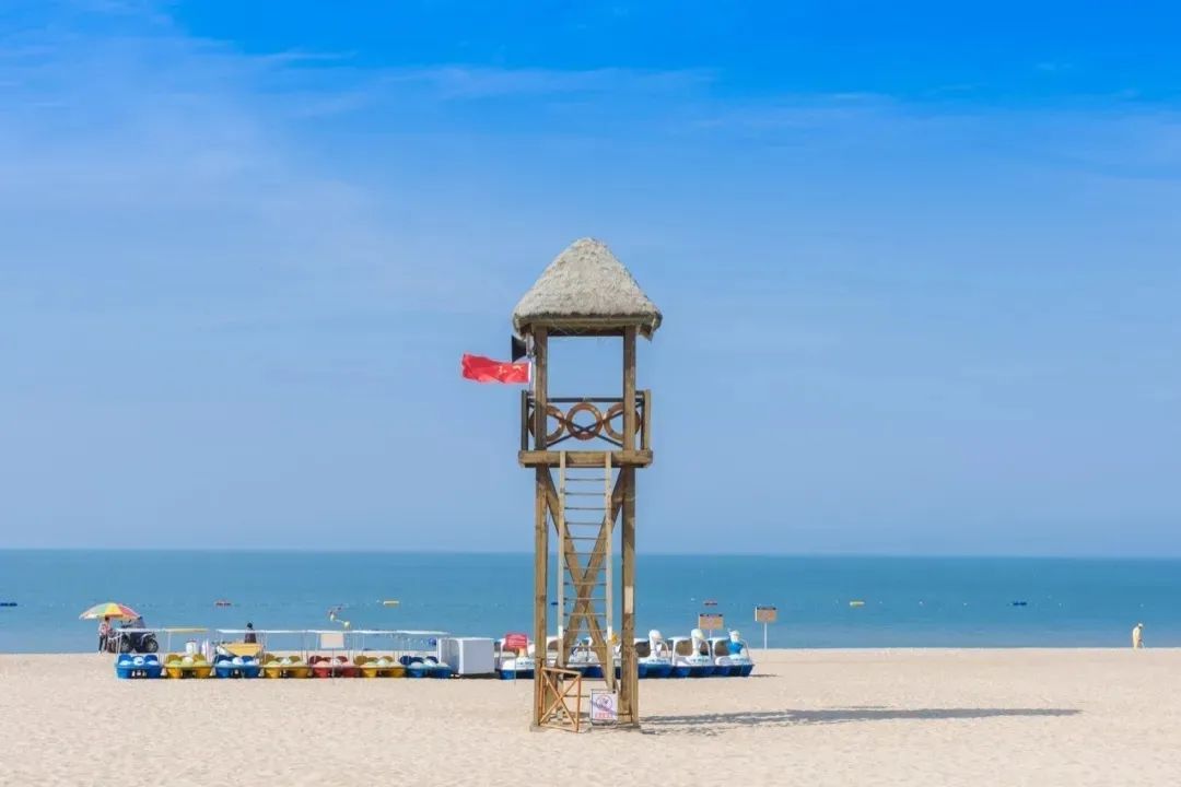 春风留不住，莫负夏日光！来威海踏沙看海呀~