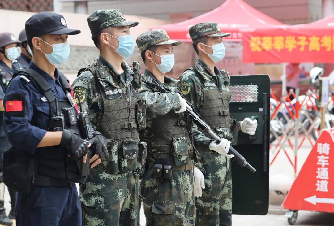 今天 , 泉州一中、泉州五中、泉州七中、泉州九中……这一幕幕，看完泪奔