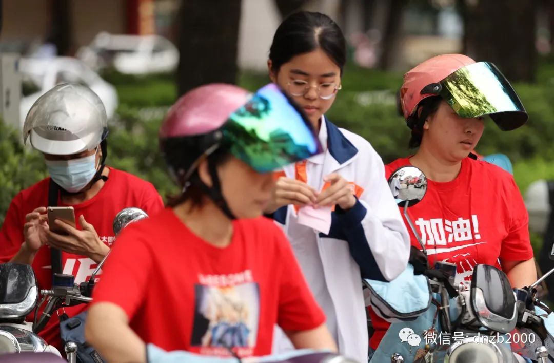 今天 , 泉州一中、泉州五中、泉州七中、泉州九中……这一幕幕，看完泪奔
