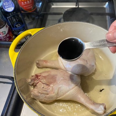 鸭腿怎么卤制最好吃（卤鸭腿家常做法这样简单快捷又好吃）