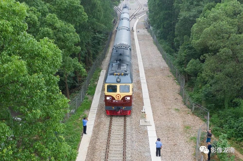 韶山连井冈！一趟历史召唤的红色专列正式发车