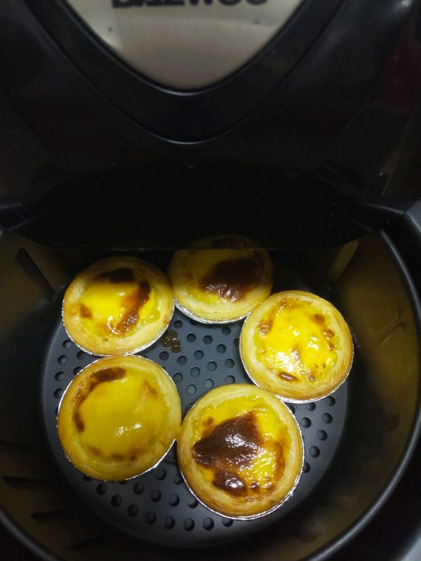 今天我吃光5碗饭的秘诀是空气炸锅做蛋挞...