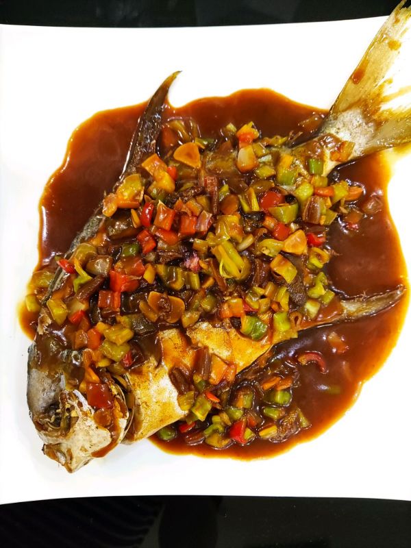 紅燒鯧魚的做法,紅燒鯧魚的做法和步驟視頻